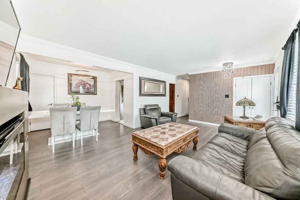 Picture for 4117 45 Street 