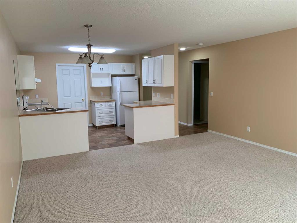 Picture for 207, 105 7 Avenue SE