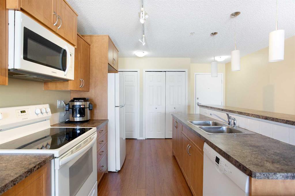 Picture for 2311, 700 Willowbrook Road NW