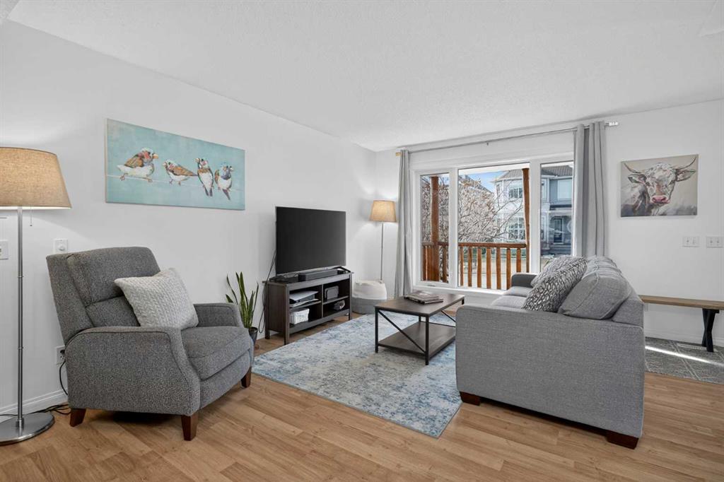 Picture for 54 Tuscany Valley Rise NW