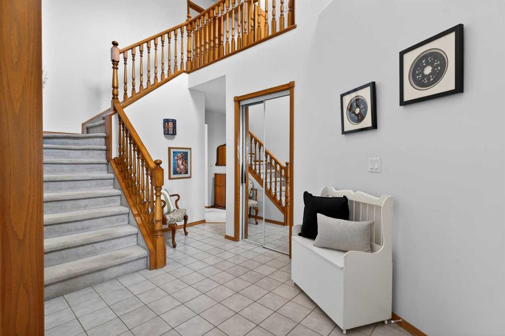 Picture for 677 Hawkwood Boulevard NW