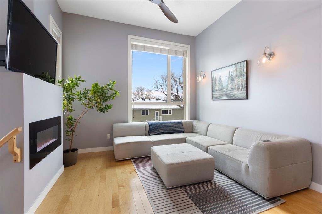 Picture for 101, 1905 27 Avenue SW