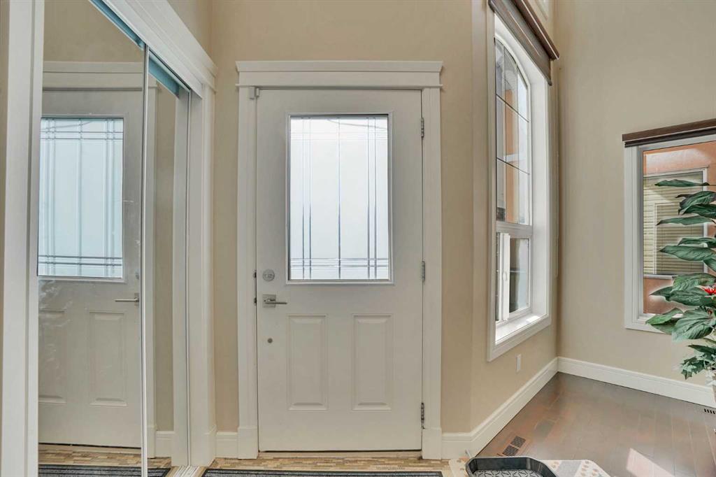 Picture for 9 Saddlelake Grove NE