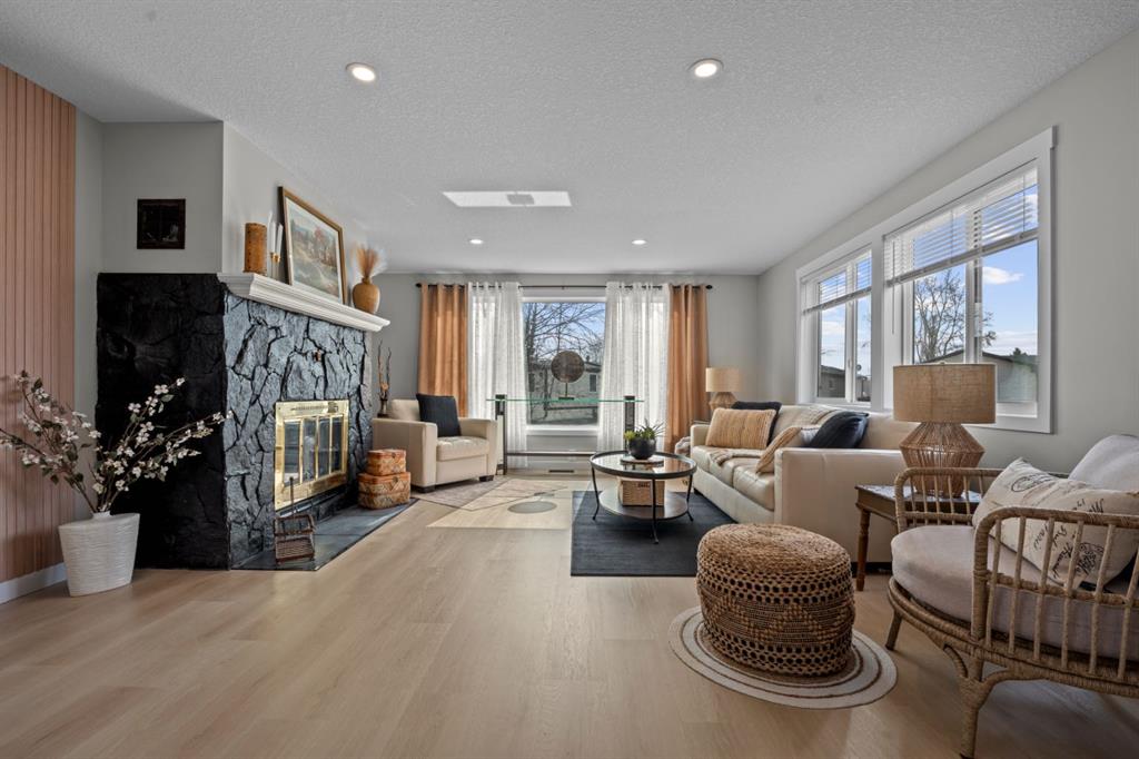 Picture for 245, 99 Arbour Lake Road NW