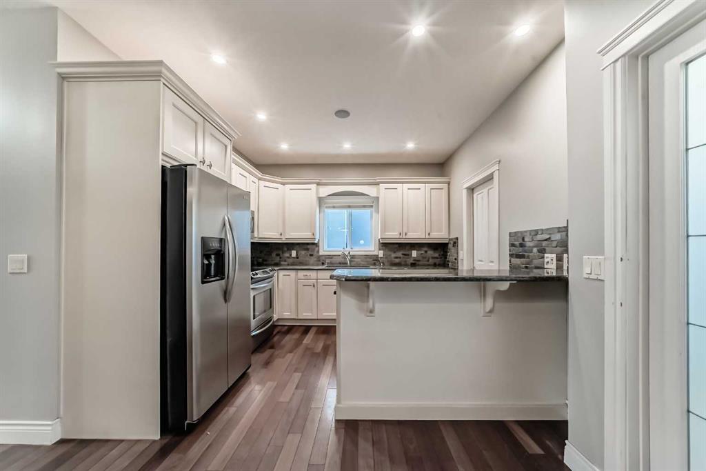 Picture for 1444 40 Street SW