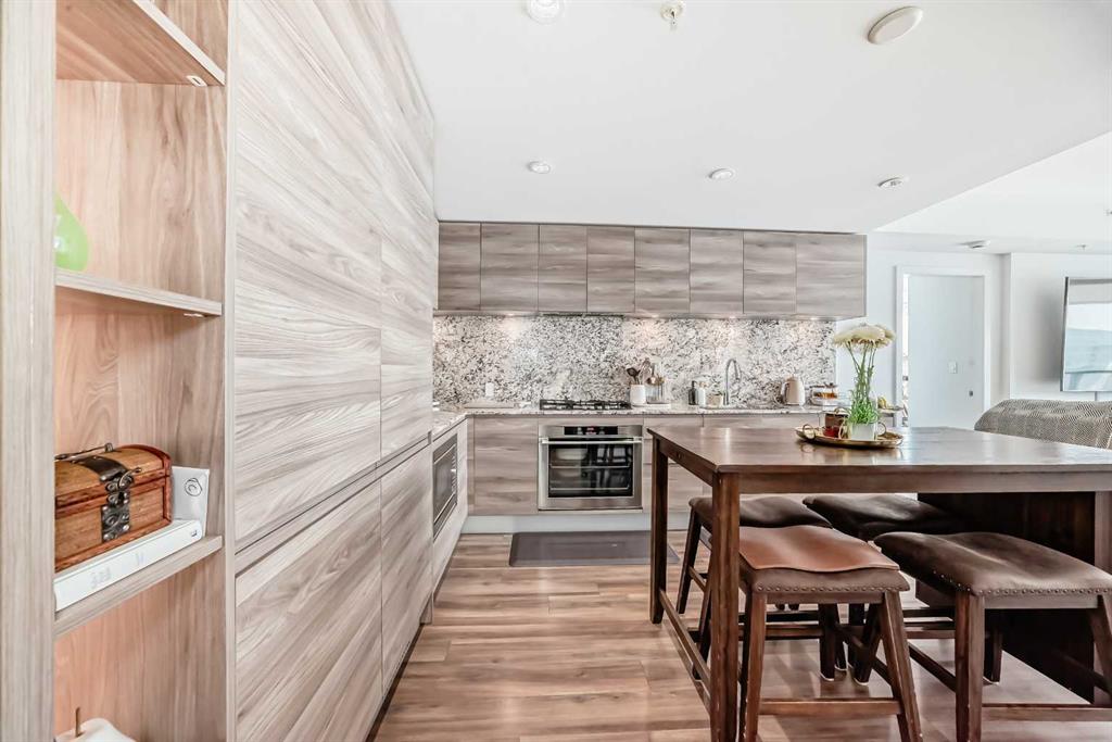 Picture for 2205, 310 12 Avenue SW