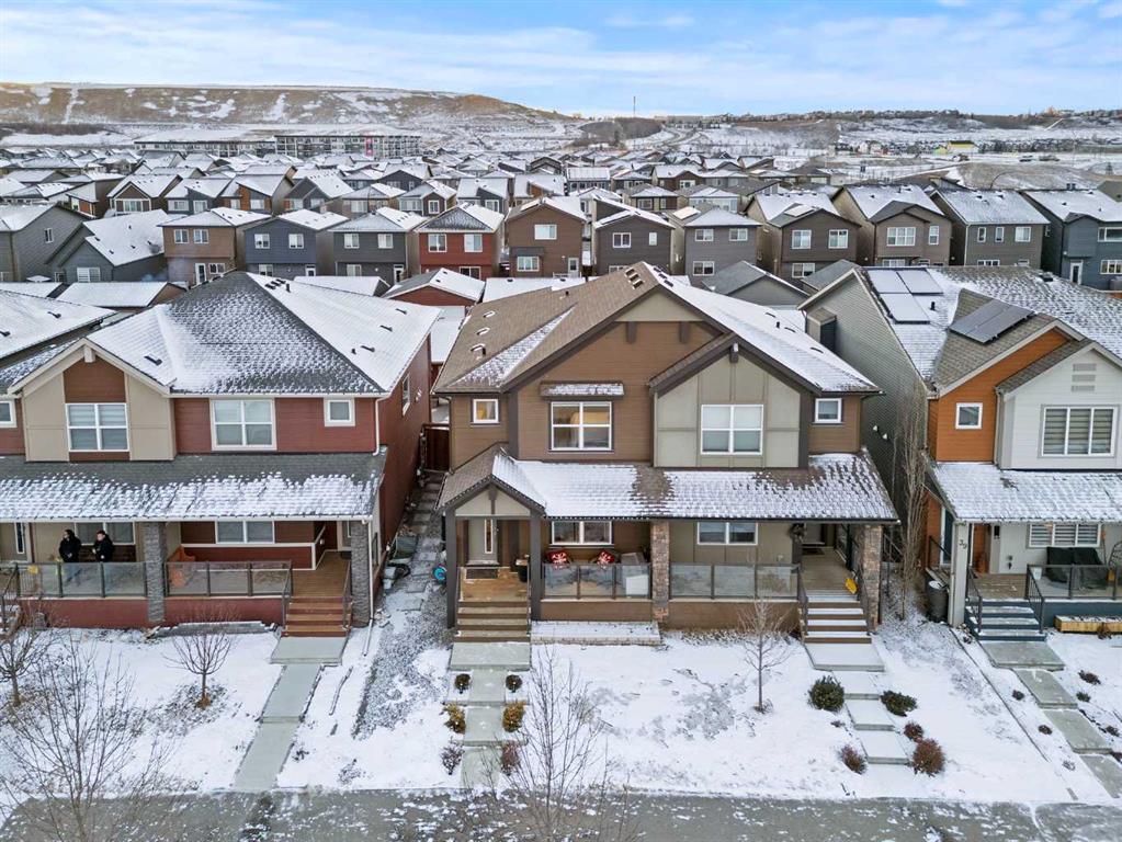 Picture for 47 Wolf Willow Boulevard SE