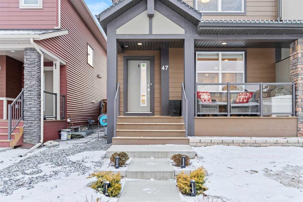 Picture for 47 Wolf Willow Boulevard SE