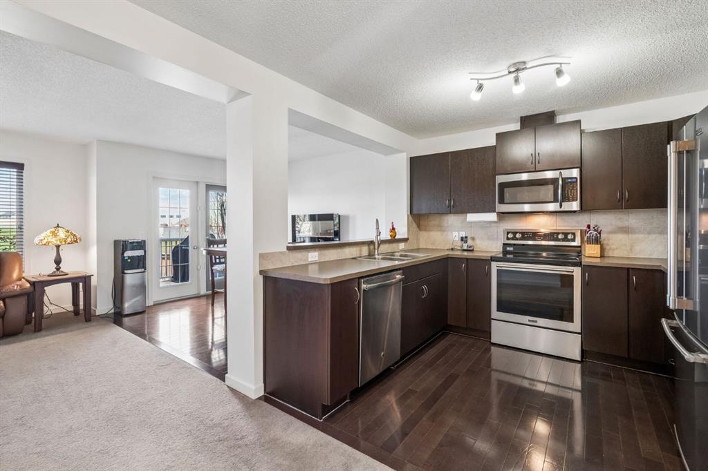 Picture for 150 River Heights Crescent 