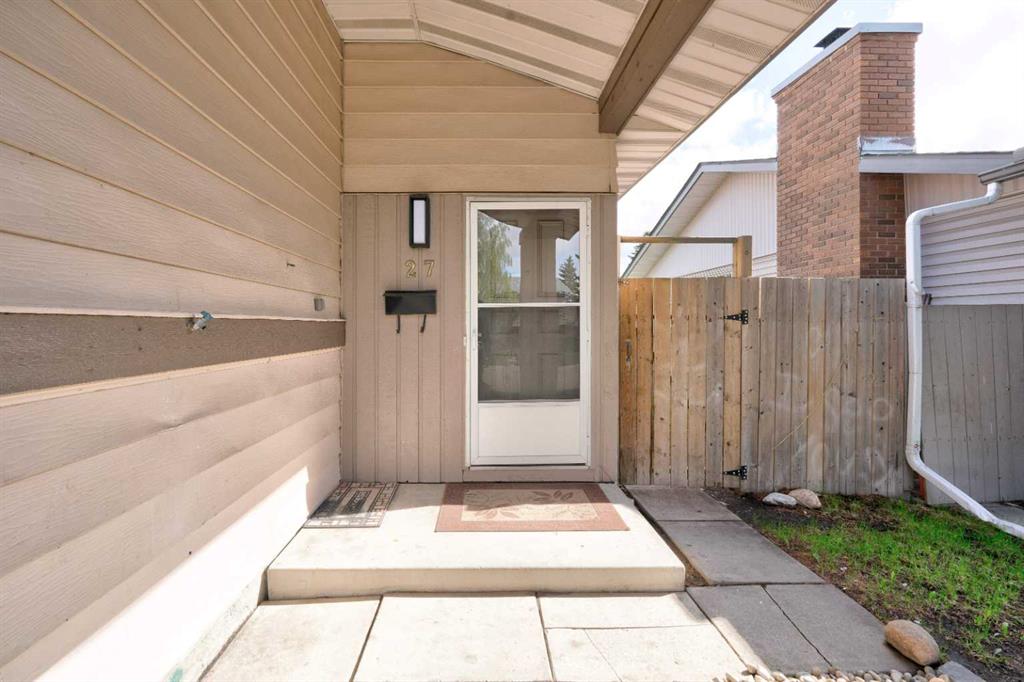 Picture for 27 Dovely Way SE