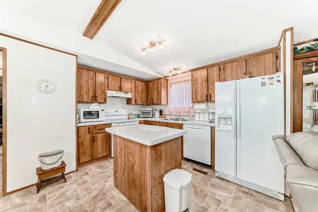Picture for 138, 99 Arbour Lake Road NW