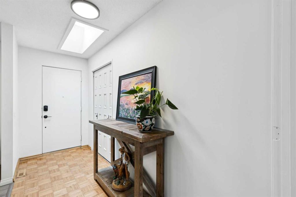 Picture for 119 Dalhurst Way NW