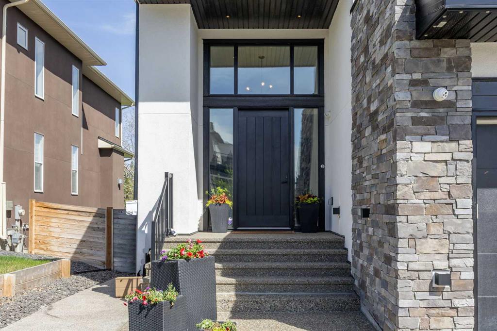 Picture for 127 Kinniburgh Crescent 