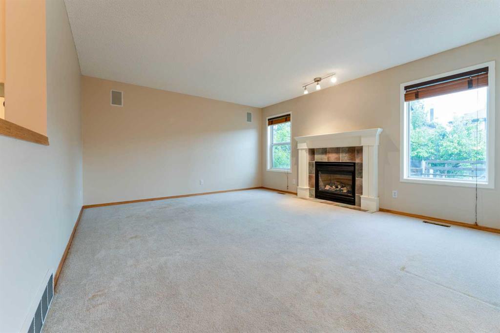 Picture for 125 Bridlewood Court SW