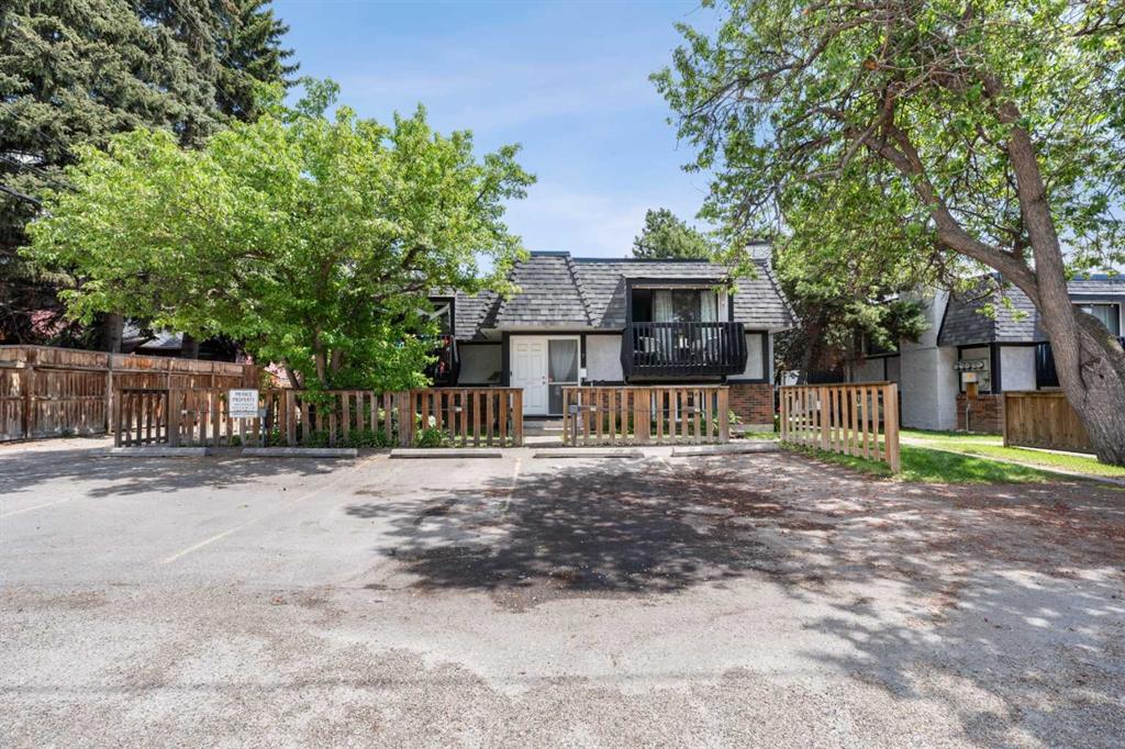 Picture for 7, 1739 24A Street SW