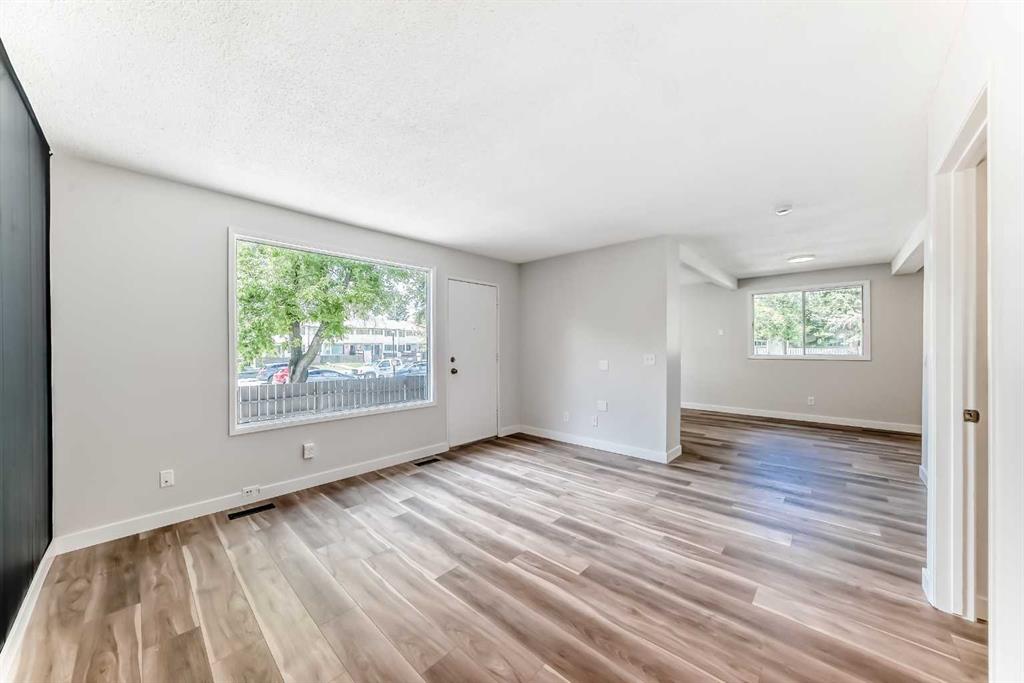 Picture for 57, 175 Manora Place NE
