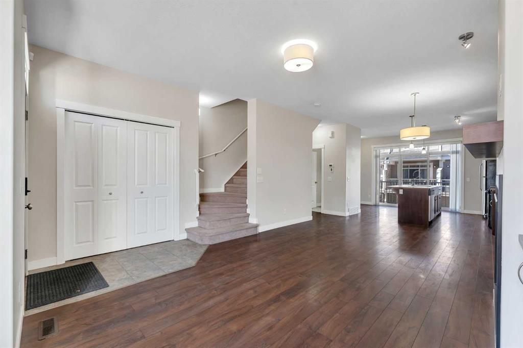 Picture for 47 Skyview Ranch Gardens NE