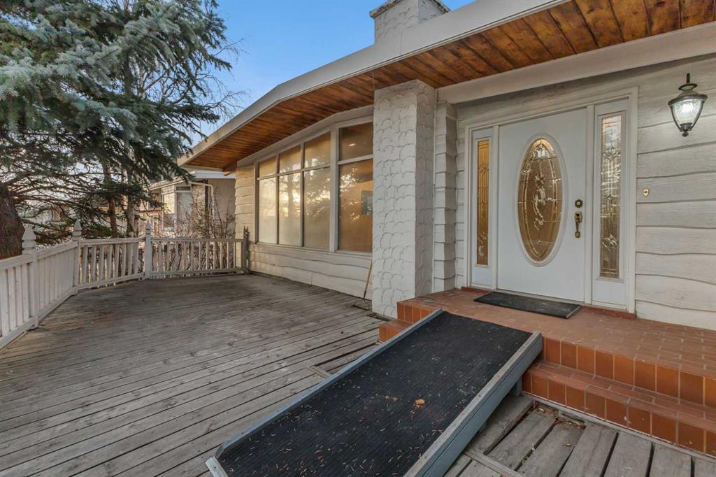 Picture for 5111 Barron Crescent NW