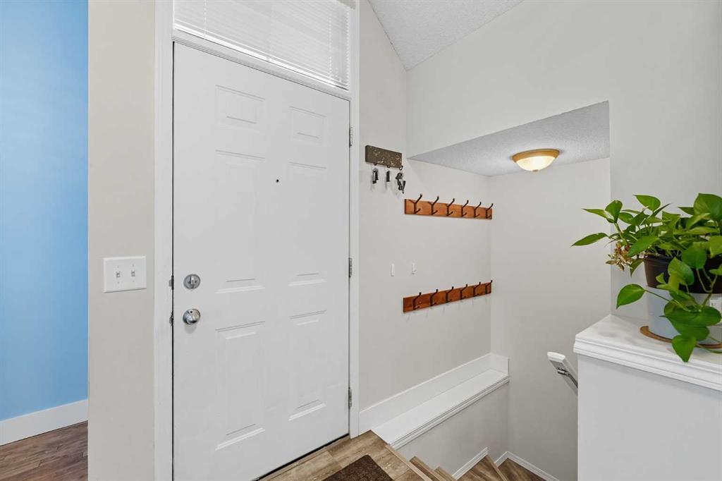 Picture for 215 Mckenzie Towne Gate SE