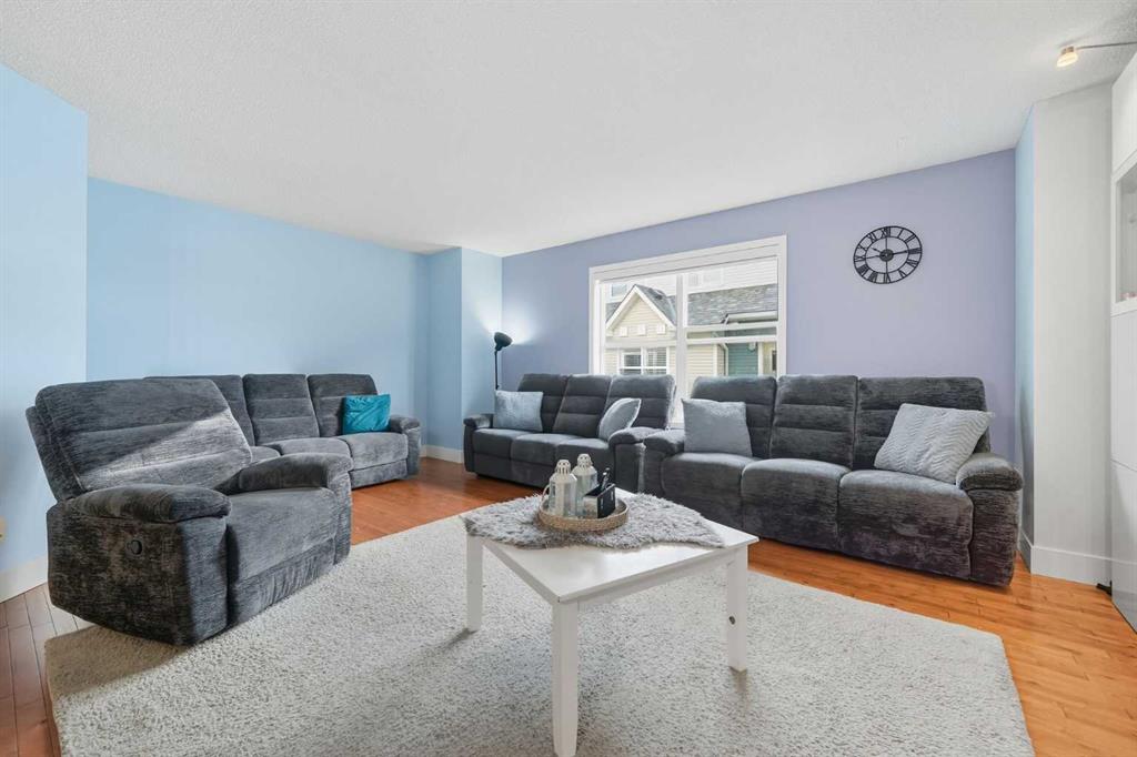 Picture for 215 Mckenzie Towne Gate SE