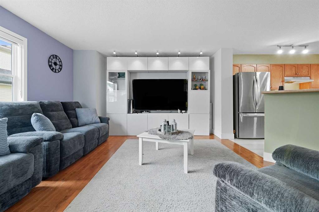 Picture for 215 Mckenzie Towne Gate SE