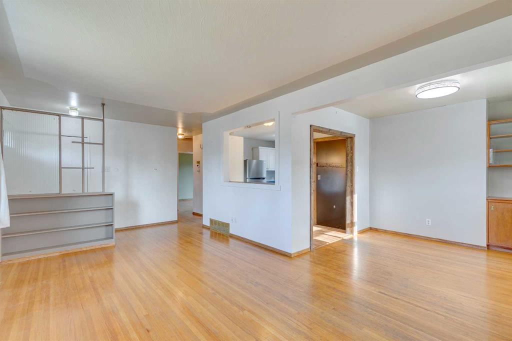 Picture for 3328 45 Street SW