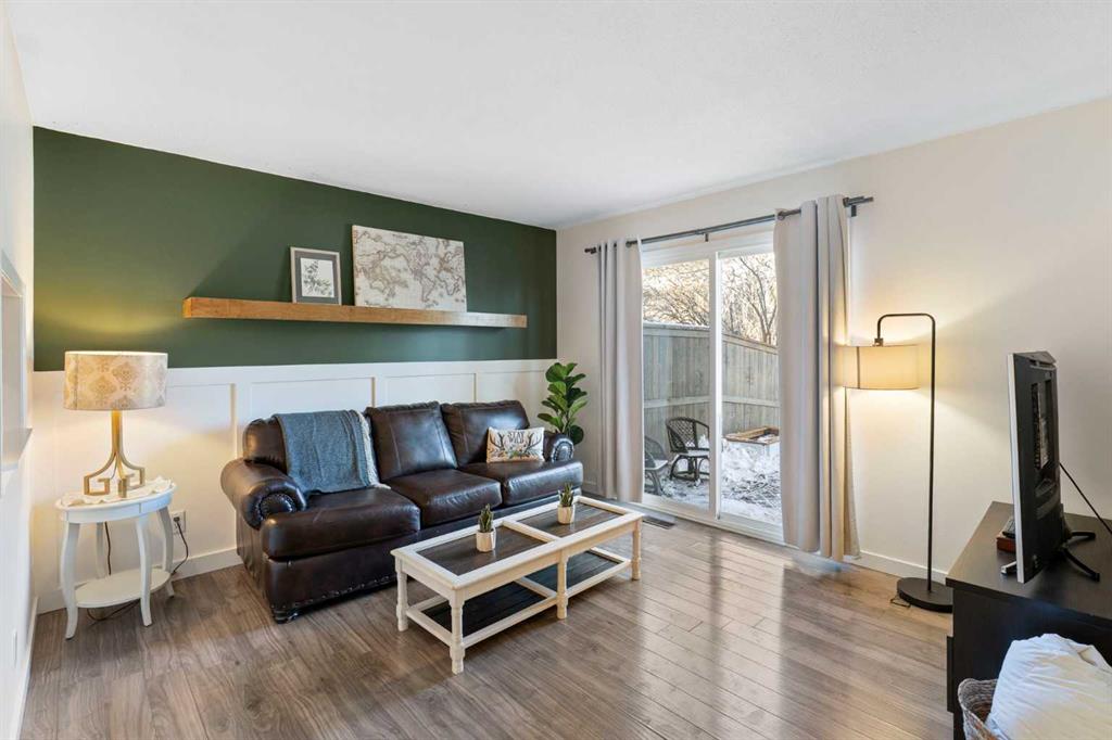 Picture for 87, 219 90 Avenue SE