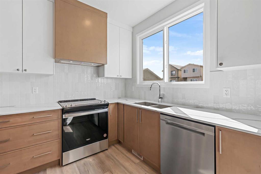 Picture for 7071 Rangeview Avenue SE