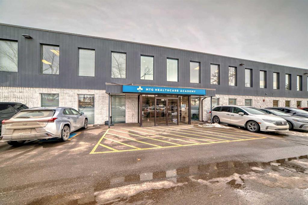 Picture for 202, 1324 36 Avenue NE