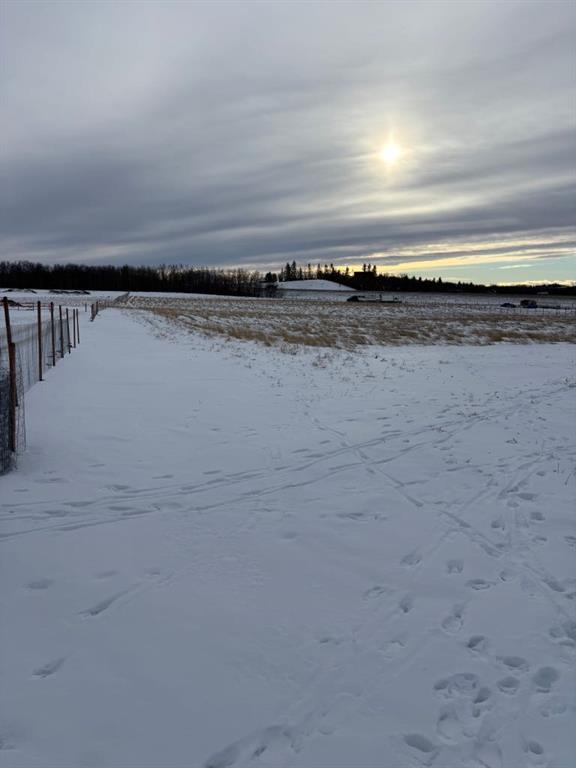 Picture for 200, 40039 306 Avenue E