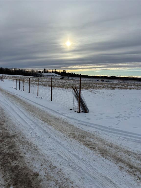 Picture for 200, 40039 306 Avenue E