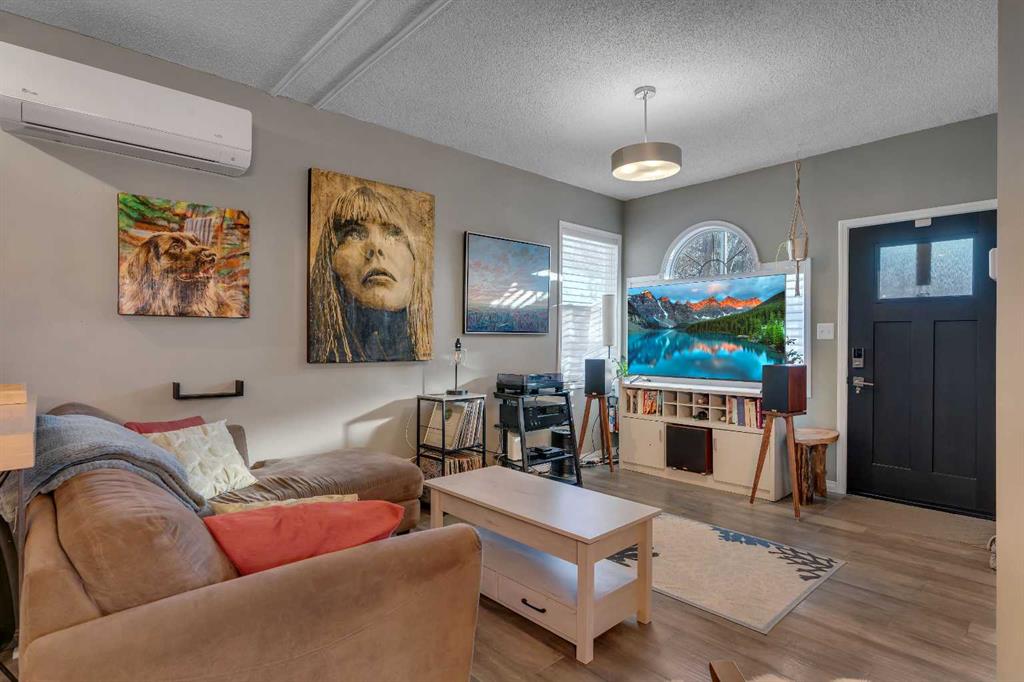 Picture for 918 11 Avenue SE