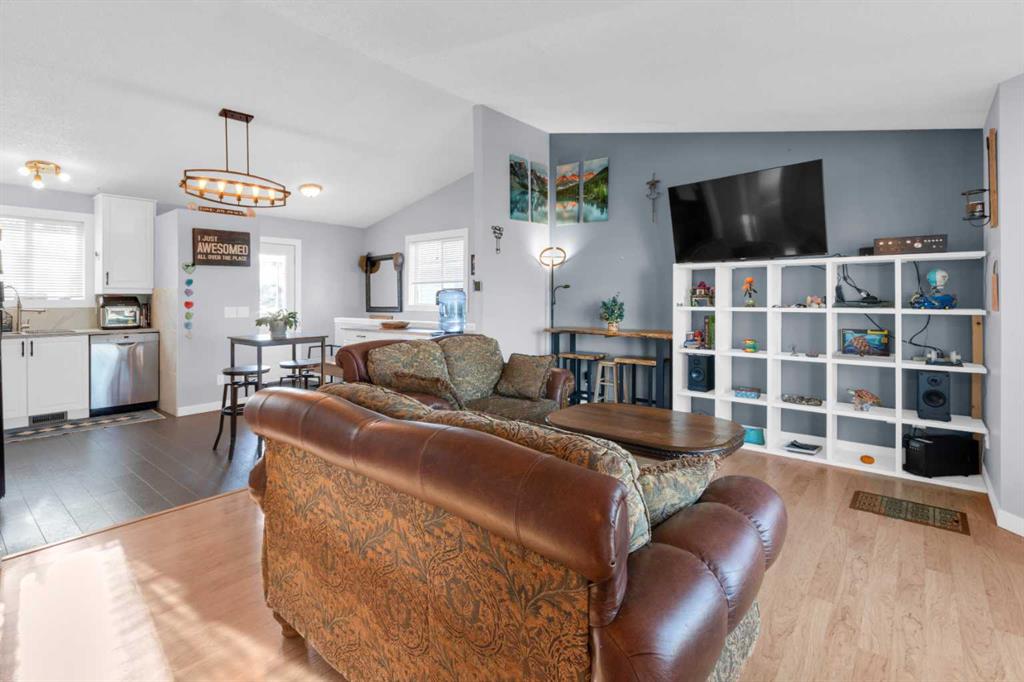 Picture for 313 Carriage Lane Drive 