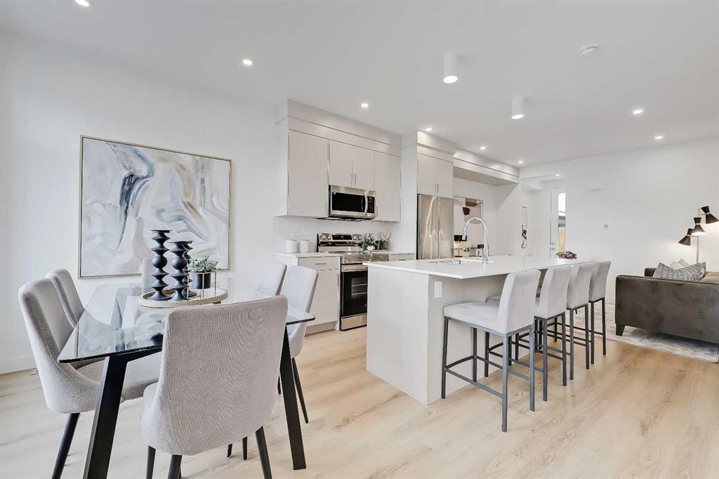 Picture for 2 &amp; 7, 828 8 Avenue NE