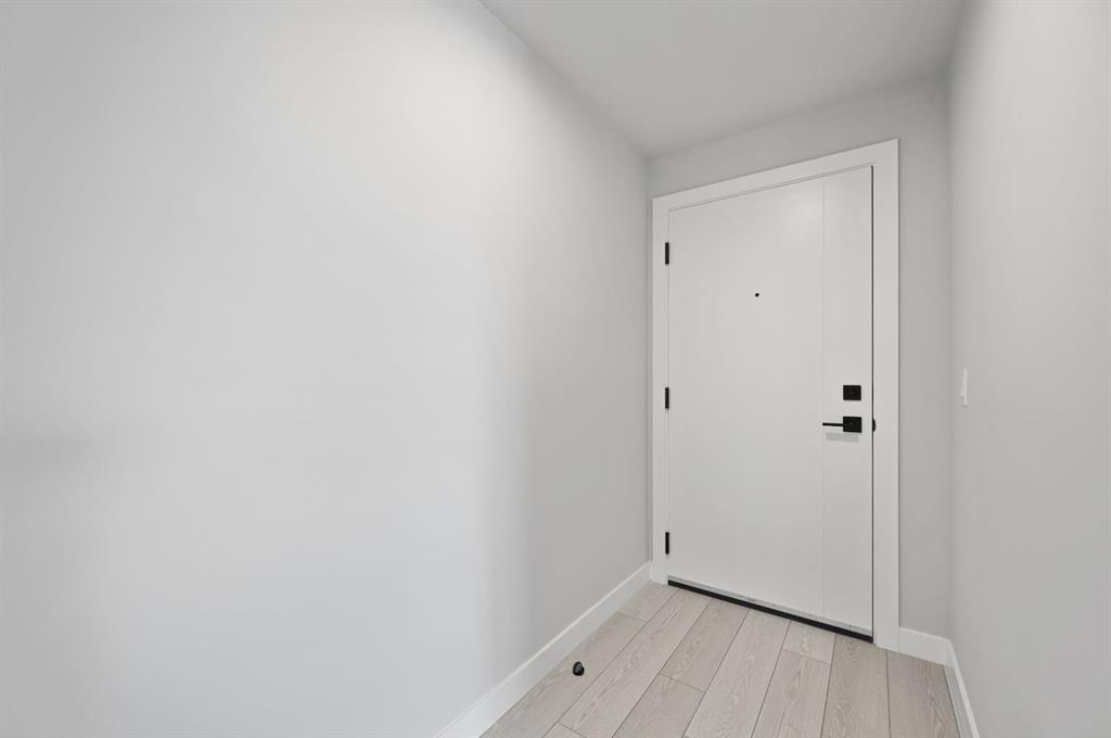 Picture for 841, 110 18A Street NW