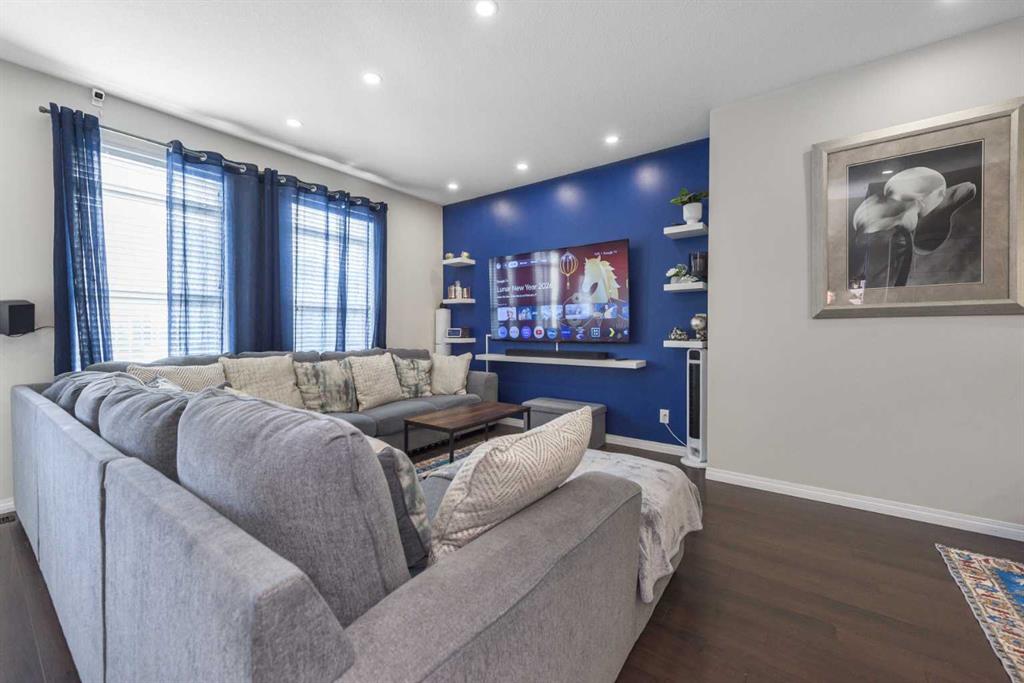 Picture for 4704, 1001 8 Street NW