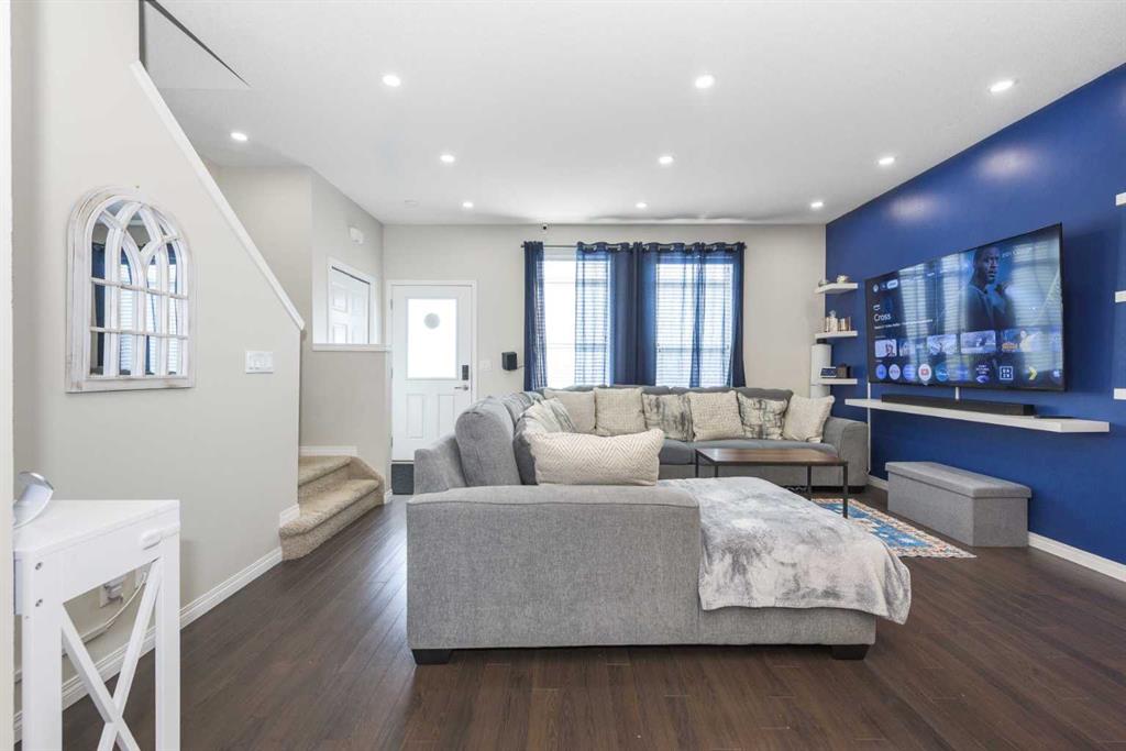 Picture for 4704, 1001 8 Street NW