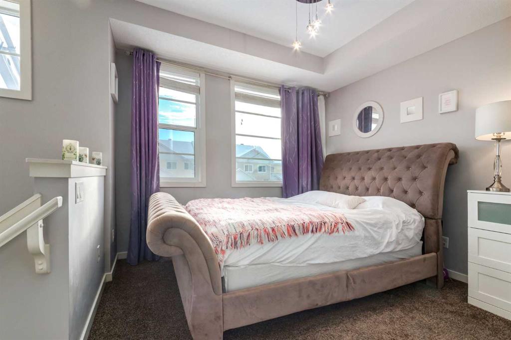 Picture for 415 Saddlemont Boulevard NE