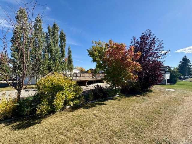 Picture for 2133, 35468 Range Road 30  