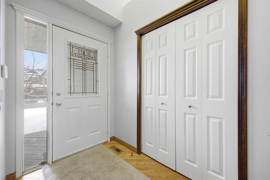 Picture for 46 Sunset Way SE