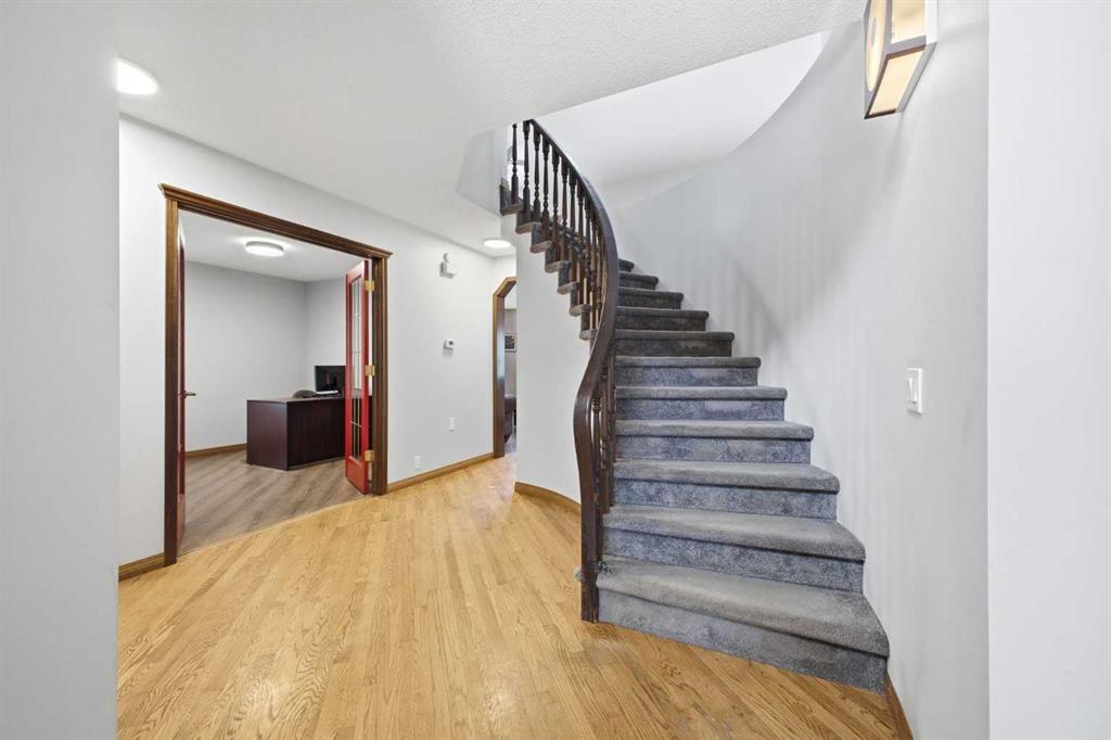 Picture for 46 Sunset Way SE