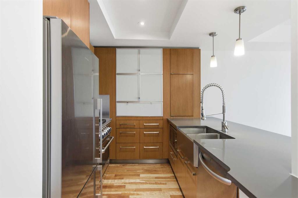 Picture for 404, 10 Shawnee Hill SW