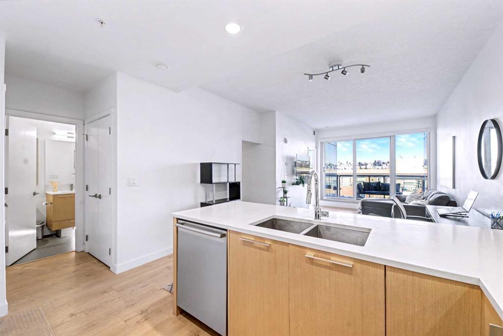 Picture for 518, 88 9 Street NE