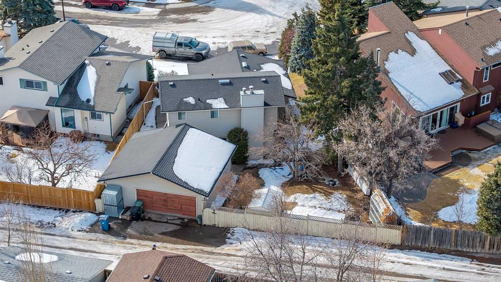 Picture for 20 Woodbrook Place SW