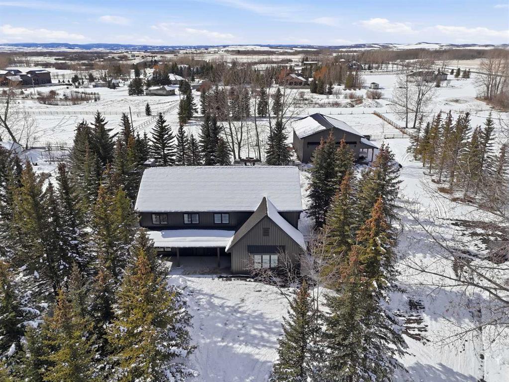 Picture for 322029 8 Street E