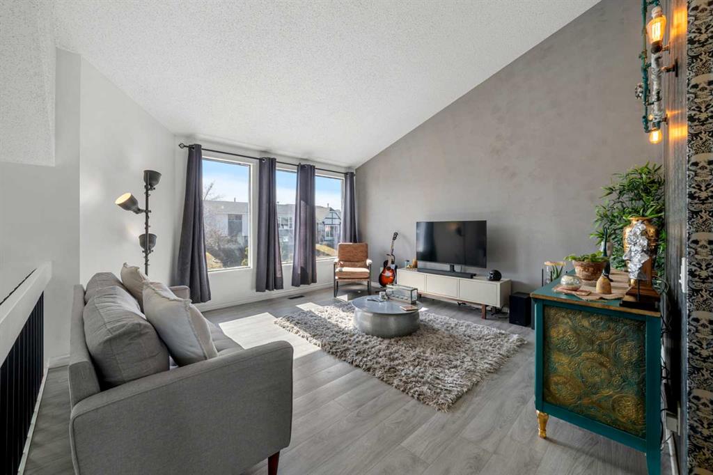 Picture for 1312 10 Avenue SE