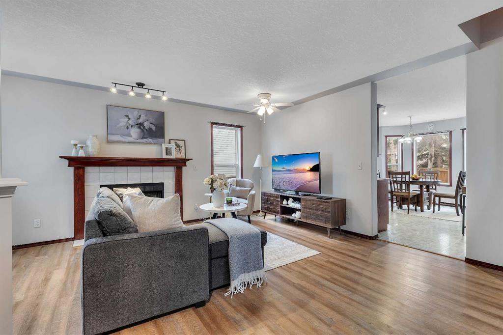 Picture for 47 Carmel Close NE