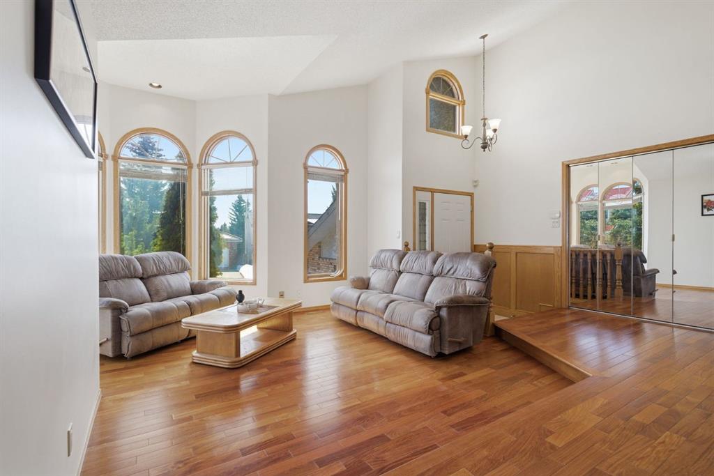 Picture for 30 Edgeview Road NW