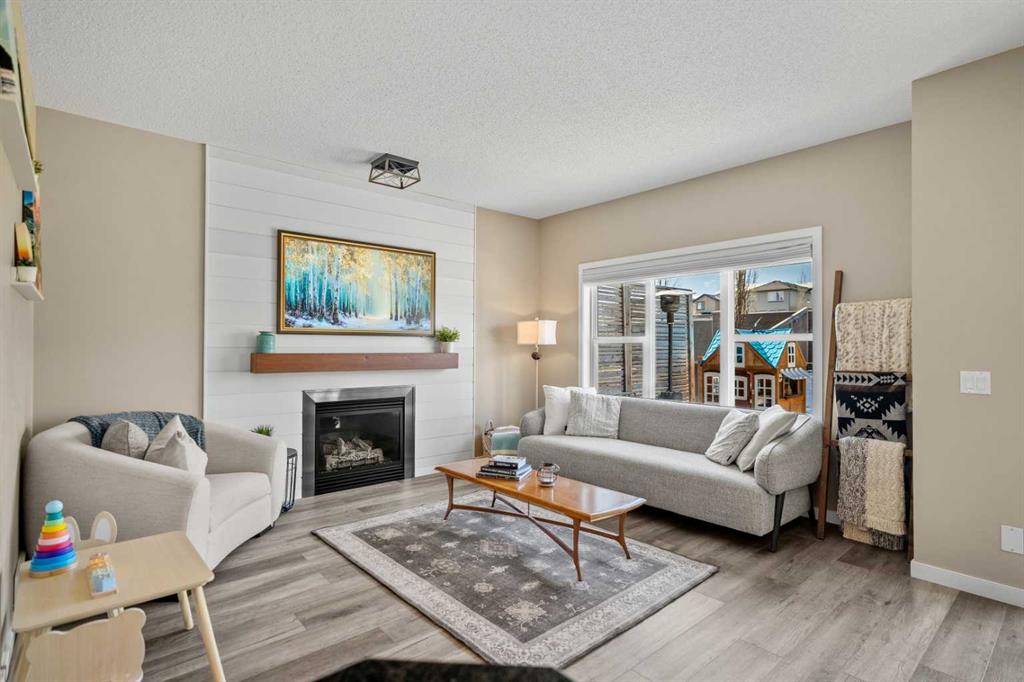 Picture for 166 Sage Bank Grove NW