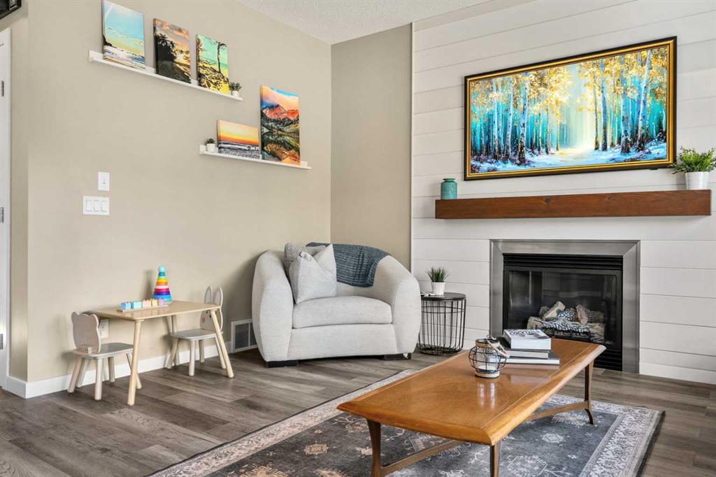 Picture for 166 Sage Bank Grove NW